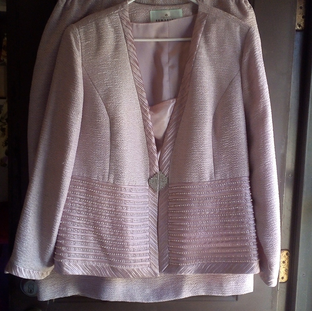 Serafina three pieces skirt and jacket sz 22